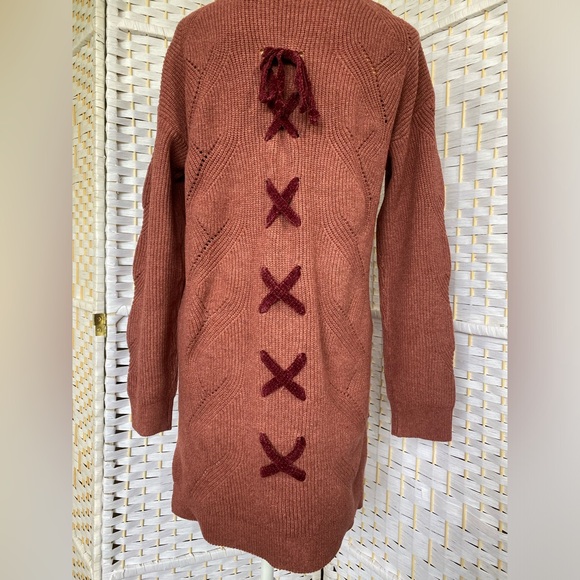 NWT Hem & Thread Rust Cable Knit Cardigan Deep Front Pockets with Shoelace Back - Picture 10 of 14
